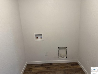 Sportsman's Paradise! This completely remodeled 2 bed, 2 full - photo 25