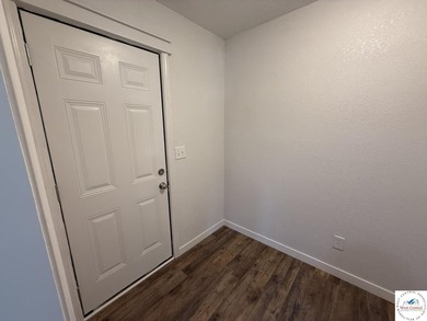 Sportsman's Paradise! This completely remodeled 2 bed, 2 full - photo 26