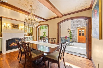RESORT LIVING ON LAKE OSWEGO'S WATERFRONTBest value on the main - photo 9