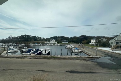 Coastal living with water views, marina access, and future - photo 2