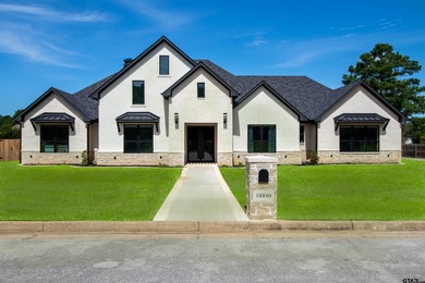 Lake Palestine Home For Sale in Flint Texas