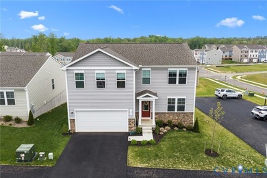 Immaculate and beautifully maintained, this nearly new home - photo 2