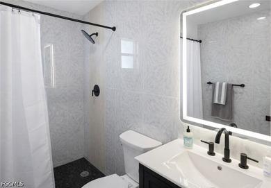 Whether you're searching for a waterfront investment opportunity - photo 17
