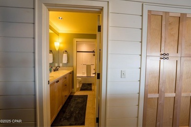 This completely renovated Bayview Villa is located in Bay Point - photo 19