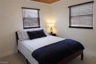 Whether you're searching for a waterfront investment opportunity - photo 19