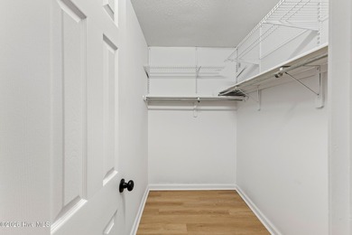 Charming 3-bedroom, 2-bath home situated on a desirable corner - photo 22
