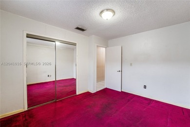 Spacious 3-bedroom, 2-bath home located in a desirable West - photo 22
