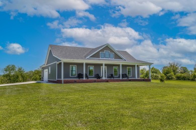 Lake Home For Sale in Harrodsburg, Kentucky