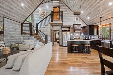 Broken Bow Lake Home For Sale in Broken Bow Oklahoma