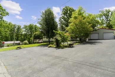 Looking for an affordable Lake Getaway! Look no further! This - photo 6