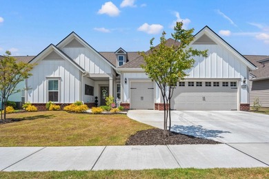 This stunning Dunwoody home is loaded with designer upgrades and - photo 2