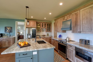 Nestled in the sought-after community of Maui Meadows, this - photo 10