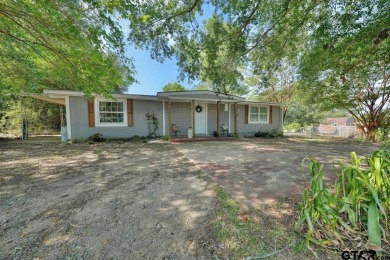 Welcome to Hideaway, a tranquil haven where modern living meets - Lake Home For Sale in Hideaway, Texas