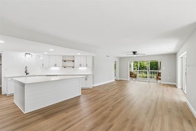 Welcome to the one-of-a-kind Dolly Bay condo. This unique - photo 7