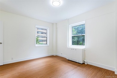 Magnificently renovated 2-bedroom apartment with stainless steel - photo 24