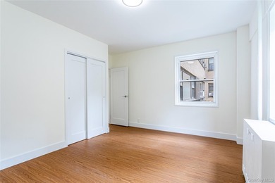 Magnificently renovated 2-bedroom apartment with stainless steel - photo 26