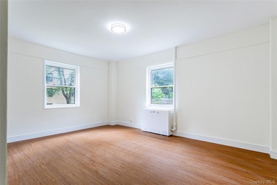 Magnificently renovated 2-bedroom apartment with stainless steel - photo 29