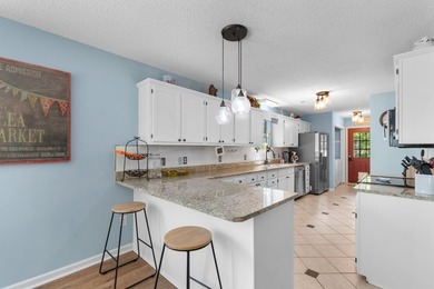 If you've been looking for a place near the beach that actually - photo 3