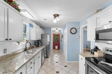 If you've been looking for a place near the beach that actually - photo 4