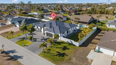 WELCOME to this STUNNING & MODERN 2024 Built Home offering the - photo 2