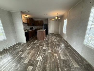 Own your own home in a quiet, well-maintained neighborhood! This - photo 4