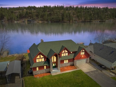Lake Spokane / Long Lake Home For Sale in Nine Mile Falls Washington