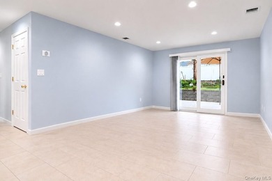 Welcome to 40 Southridge Drive, Glen Cove, NY, a cozy, bright - photo 2