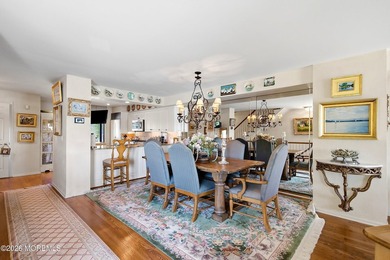 Exceptional waterfront end-unit townhouse in the highly - photo 13