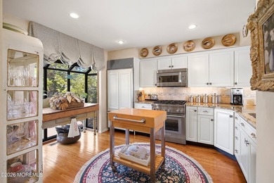 Exceptional waterfront end-unit townhouse in the highly - photo 14