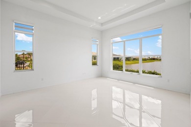 Better than new! 4 BR 4.5 BA with den, bonus room and 3 CG. This - photo 24