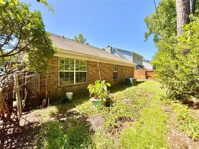 Welcome to 32 North Berwick Drive. Not every great opportunity - photo 31