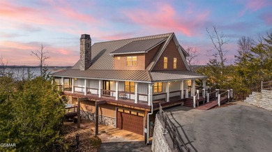 Douglas Lake Home For Sale in Dandridge Tennessee