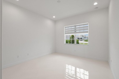 Better than new! 4 BR 4.5 BA with den, bonus room and 3 CG. This - photo 41