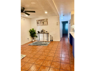 Welcome to this beautifully updated 2-bedroom, 1-bath - photo 4