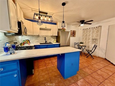 Welcome to this beautifully updated 2-bedroom, 1-bath - photo 7