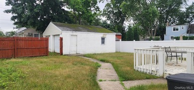 Opportunity for investor or handy homeowner! Lots of upgrades - photo 12