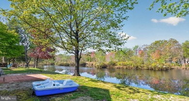 LAKEFRONT! NEW PRICE! FRESHLY PAINTED INTERIOR! NEW WINDOWS - photo 1