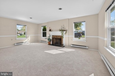 LAKEFRONT! NEW PRICE! FRESHLY PAINTED INTERIOR! NEW WINDOWS - photo 4