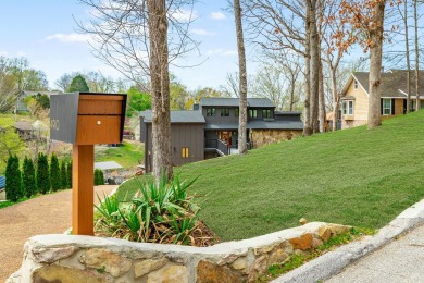 Lake Home For Sale in Chattanooga, Tennessee