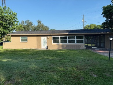 Lehigh Acres Area Home Sale Pending in Lehigh Acres Florida