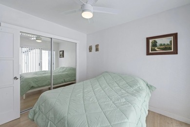 Excellent opportunity for an investor or owner-occupant to - photo 8