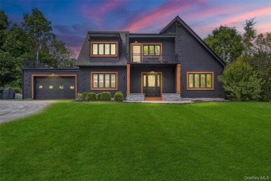Lake Home For Sale in Middletown, New York
