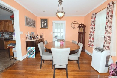 100% available. Welcome to this modern suburban home with 4 - photo 7