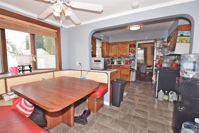 100% available. Welcome to this modern suburban home with 4 - photo 8