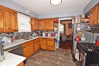 100% available. Welcome to this modern suburban home with 4 - photo 10