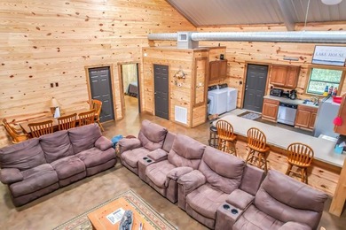 Your dream lodge at Sam Rayburn. This 7 bedroom 2 bath - photo 10