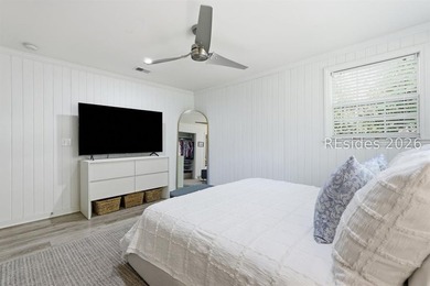 Rare opportunity to own a versatile property in the heart of Old - photo 21
