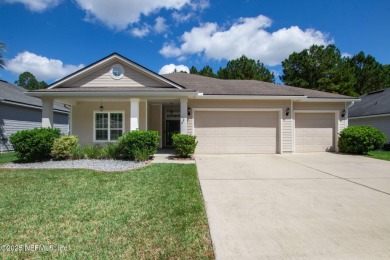 Lake Home ActiveUnderContr in Yulee, Florida