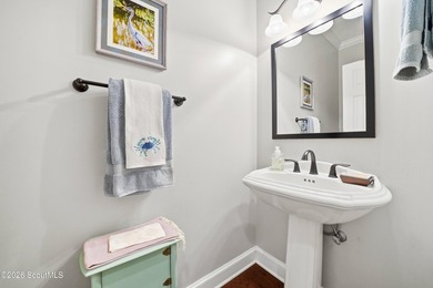 ROOMS WITH A VIEW! This beautiful custom-built, single-story - photo 27