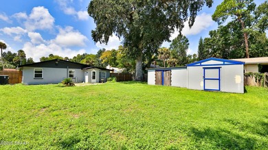 Discover the potential in this 3-bedroom, 2-bath home and - photo 33